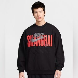 Nike Air Shanghai Oversized Crewneck Sweatshirt Men's S Black HJ0305-010 NWT $95